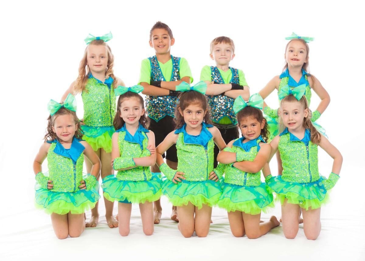 Tiny Toes and combo class dancers